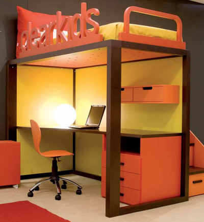 Оранжевая мебель для школьника в стиле минимализм