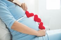 Мазня при беременности может быть как вариантом нормы, так и признаком серьезных проблем