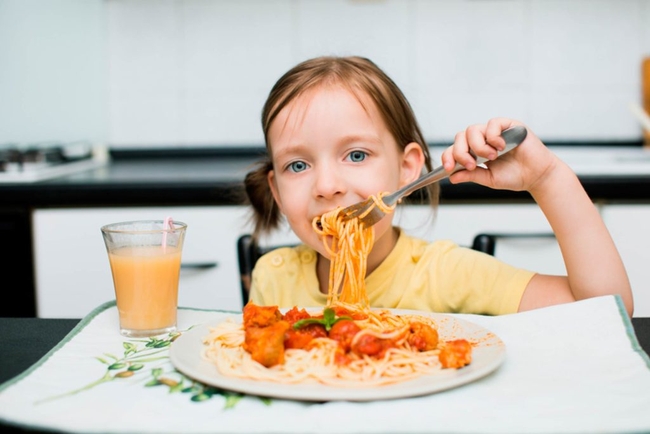Повышенный аппетит у ребенка в 2 года причины